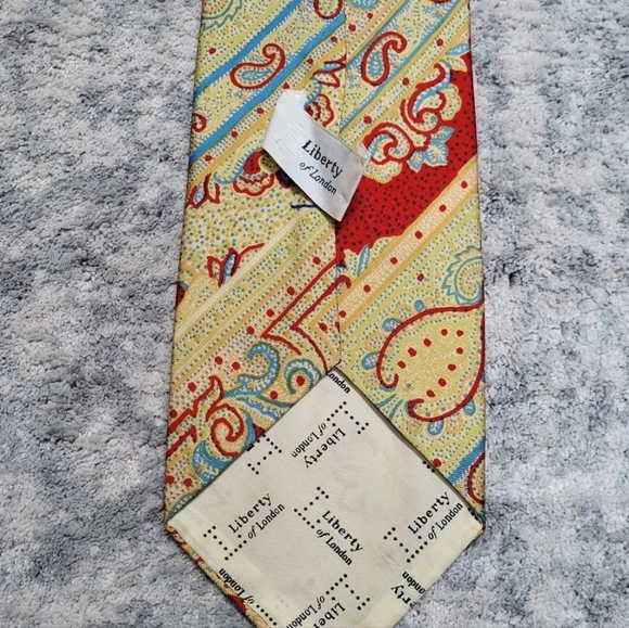 VTG 70s Liberty Of London All Silk Tie Yellow Red Abstract 4" Wide New Old Stock - Picture 5 of 9